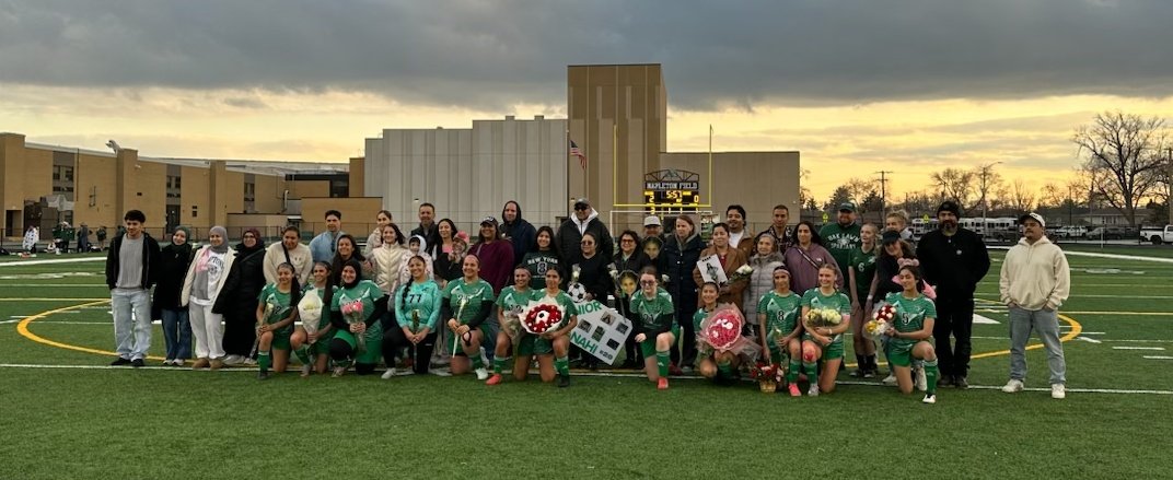 OLCHSAthletics's tweet image. ⚽️ Senior Night for Girls Soccer! ⚽️
​What a night to celebrate our incredible seniors! The energy was high, the teamwork was unmatched, and a 4-0 victory!
​Thank you for your dedication, leadership, and heart you’ve poured into this program! #olchspride