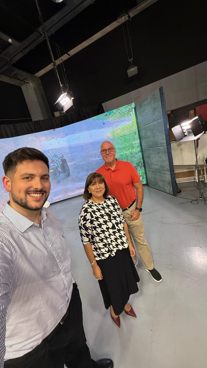 Laura Cerezo tweet media
