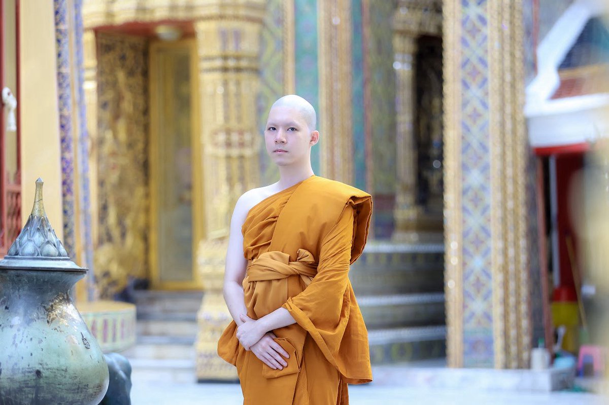 jj_rcp's tweet image. ทำไมอยู่ๆมีคนถามมาเยอะมากว่าผมบวชวัดไหน ผมบวชวัดราชบพิธครับ เผื่อใครอยากบวชตามอนุโมทนาสาธุนะครับ🙏🏻😂