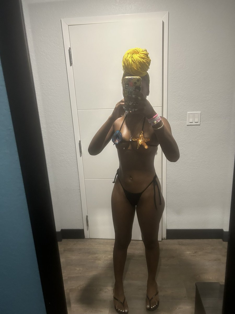 GCreamcorn20844's tweet photo. Old to me new to yall https://t.co/3X3myYxJ2D