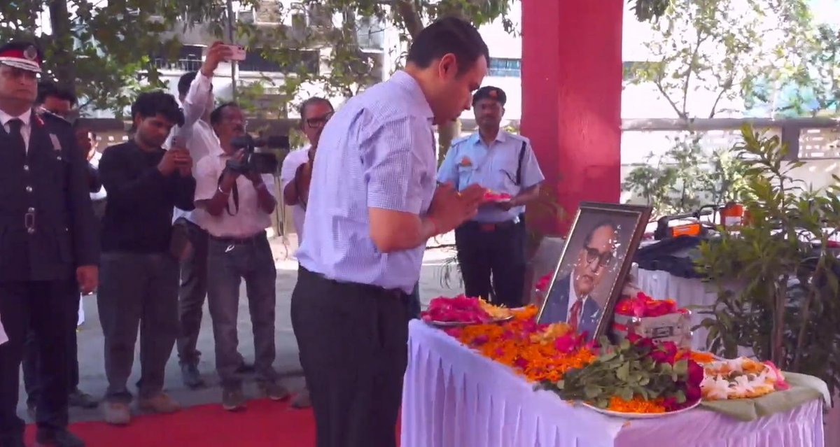 मुकेश त्रिपाठी- Mukesh Tripathi/✍️ tweet media