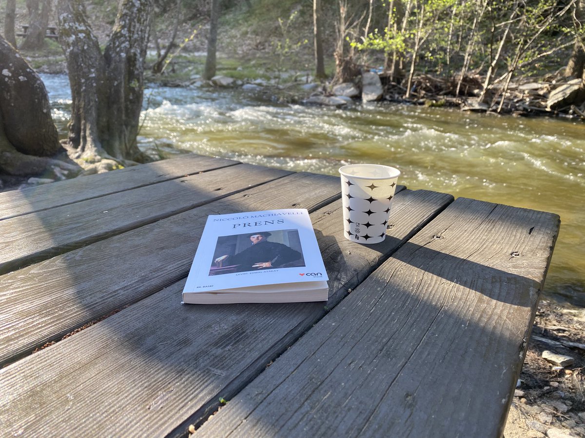 yusufekim16's tweet image. #Günaydın #Salı 

Günaydın..

Mutlu sabahlar Biraz su sesi 
Biraz okumak 📖 sanırım iyi geliyor onca dertler içinde iyi 
Günler dilerim ..☕️🙏🕊️📕