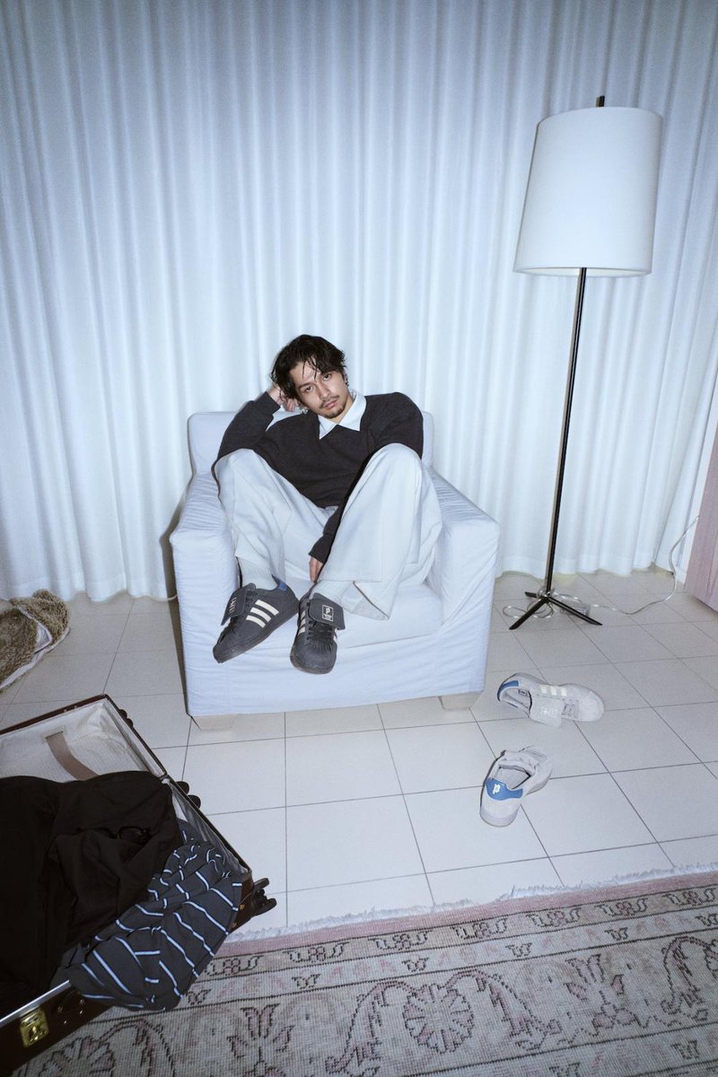 wwd_jp's tweet image. 【本日より予約開始】「アディダス オリジナルス」 × 常田大希「POINTLESS JOURNEY」 × 「アトモス」がフルスエードの“スーパースター”を発売
wwdjapan.com/articles/23807…