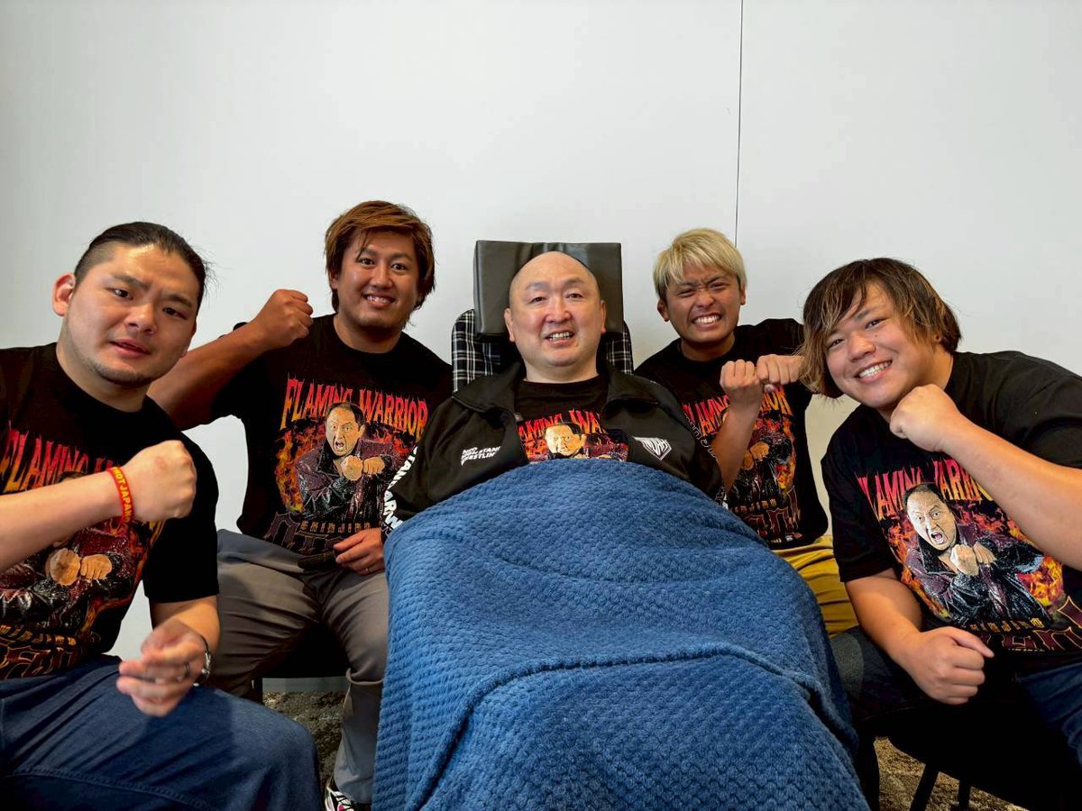 otani_shinjiro's tweet photo. 久しぶりにZERO1時代の後輩達に会うことができた。
ここ数年の近況や熱い思いを夢中で話す彼らが愛しくさえ思えた。
彰基、嗣崇、颯樹、BB、これからもみんな頑張れー！
自分も頑張るぞー！
 #noah_ghc #栃木プロレス #プロレスの教科書 https://t.co/N9MXXyus16