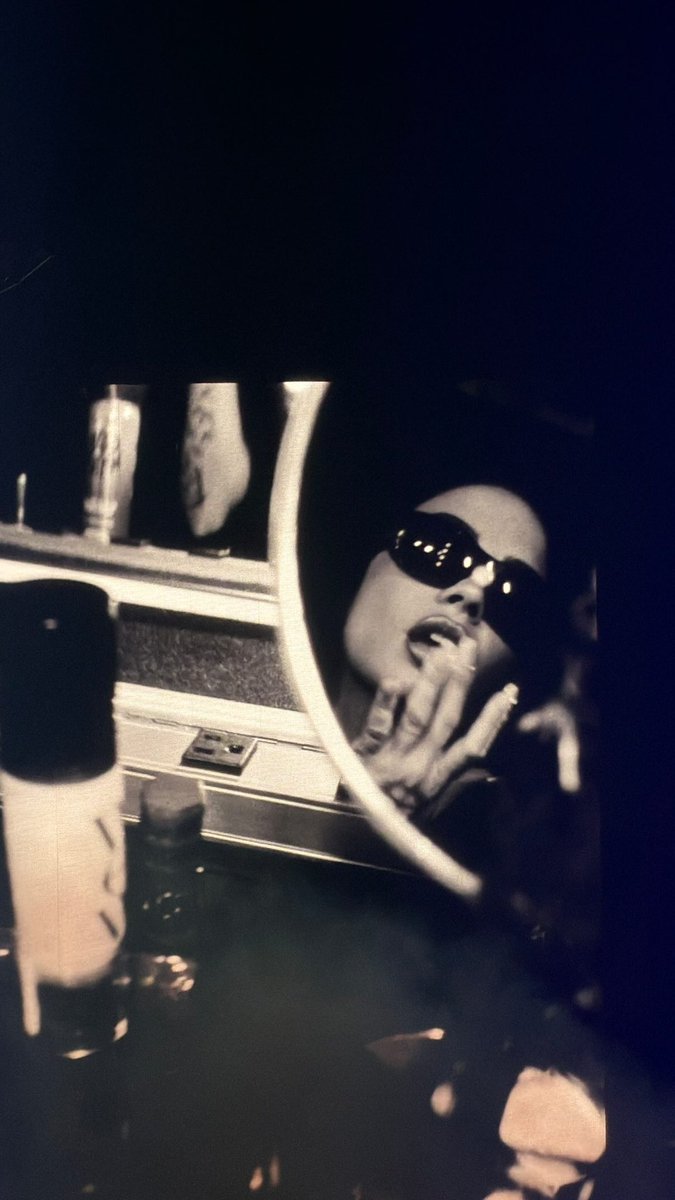 demilovatobr's tweet photo. “Estou em lágrimas, @ddlovato - esse foi, sem dúvida, um dos melhores shows. Ah, e os VOCAIS? Psh, *estou chocada*”. 

📸 Selena Gomez via Instagram. https://t.co/niEWaST1EI