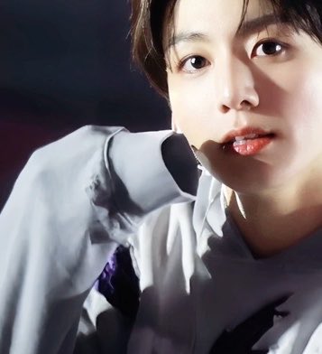 꾸무 •̀ ༝ •᷄ tweet media