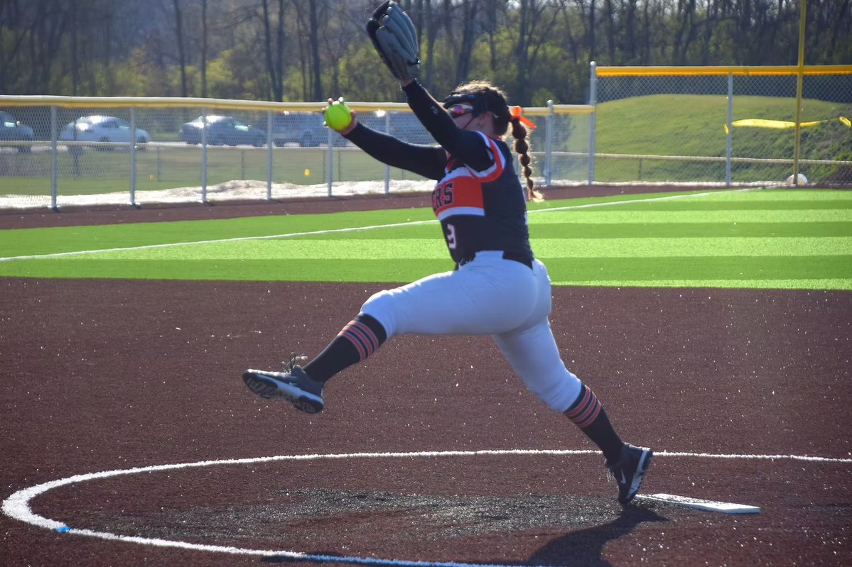 The pitchers in the area came to play on Monday⚾️🥎🔥

- <a href="/Jaemoritz2028/">Jaelyn Moritz 2028 #88</a> throws perfect game for BCC softball
- No-hitters fuel <a href="/NWWildcatsBB/">Normal West Baseball</a>, <a href="/TVVikingsBSBL/">Tri-Valley Baseball</a>, <a href="/deemacksball/">Dee-Mack Softball</a> to wins
- <a href="/EagleBaseb_DHS/">DHS Baseball</a>, <a href="/MTHS_Baseball/">MTHS Baseball</a> pick up key Mid-Illini wins

Roundup: clutchsportsil.com/post/the-round…
