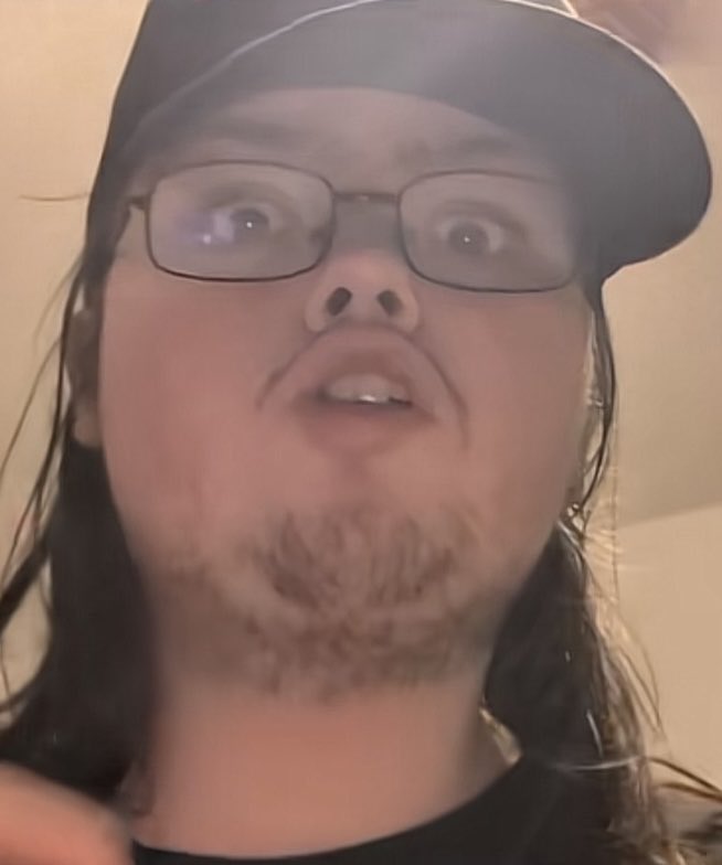 SmokeyMcCrack tweet media