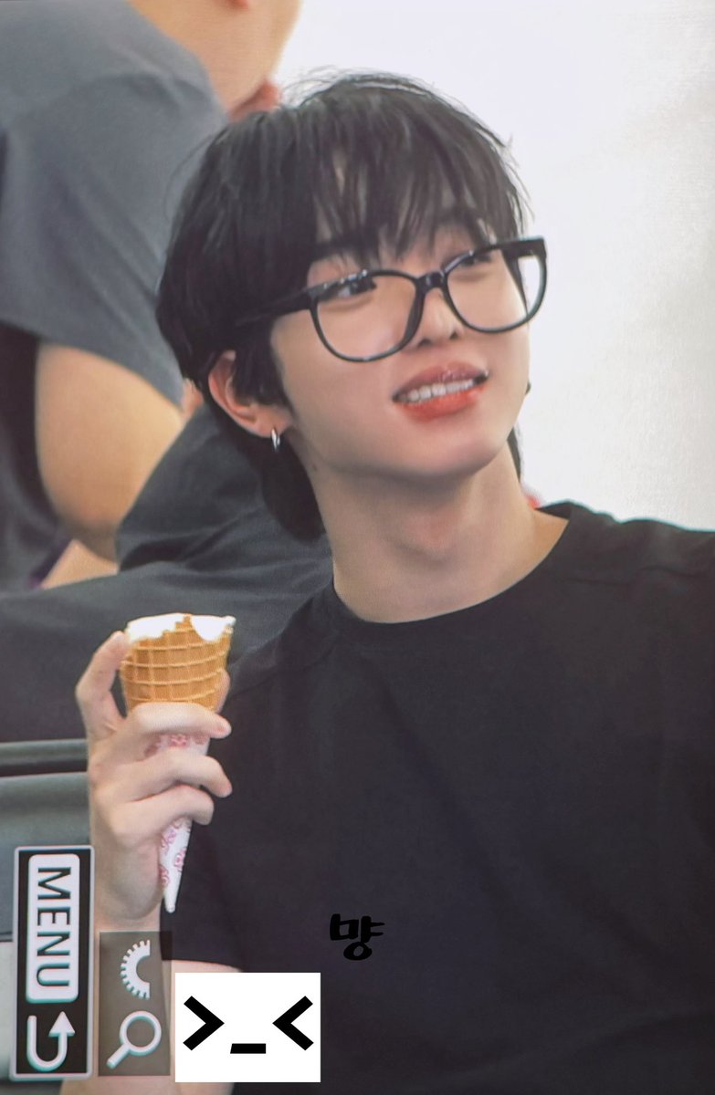 먕먕이 tweet media