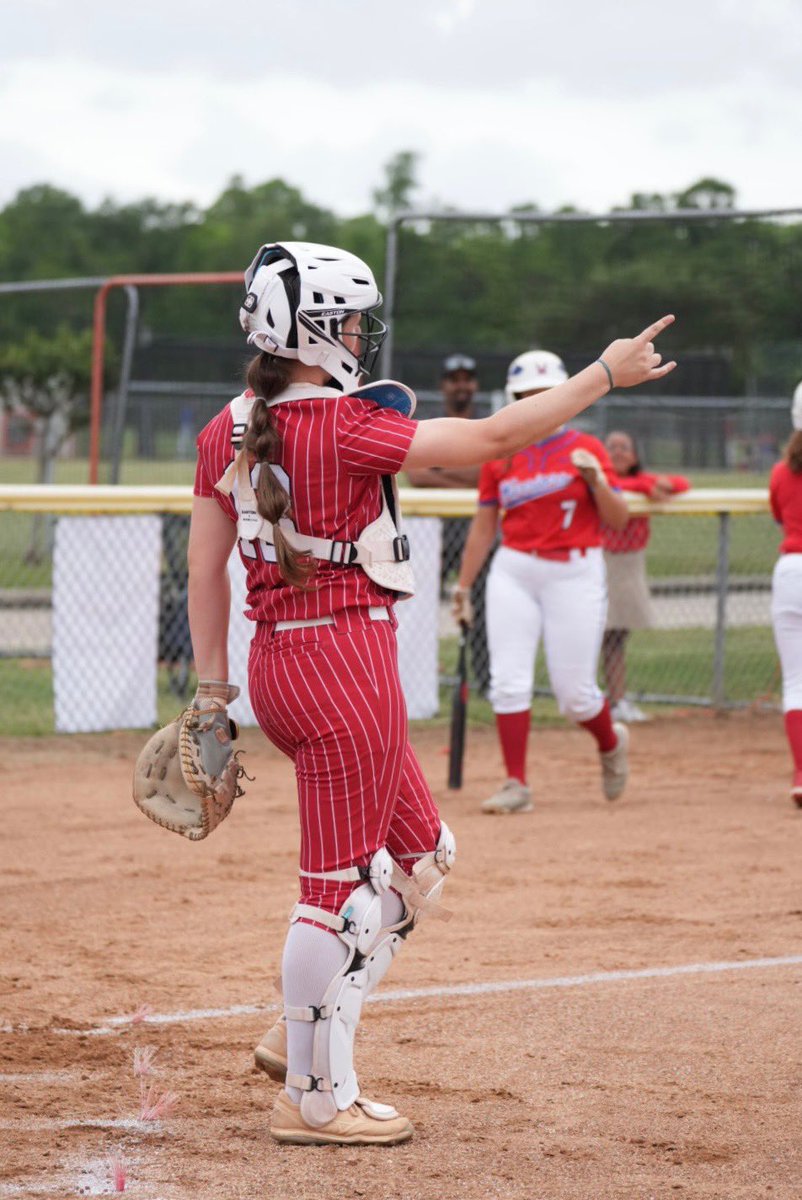 Mya_a_j13's tweet image. Finished off this last district game with two HR’s! Excited to get into playoffs, and get to play some good competition. 
#Bomb #SoftballRecruiting #GodisGood 
@TXSI18