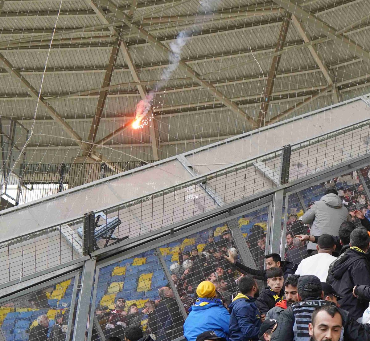 🇹🇷𝕸𝖚𝖍𝖆𝖒𝖒𝖊𝖙_𝕰𝖓𝖊𝖘 (KırıkLens) tweet media