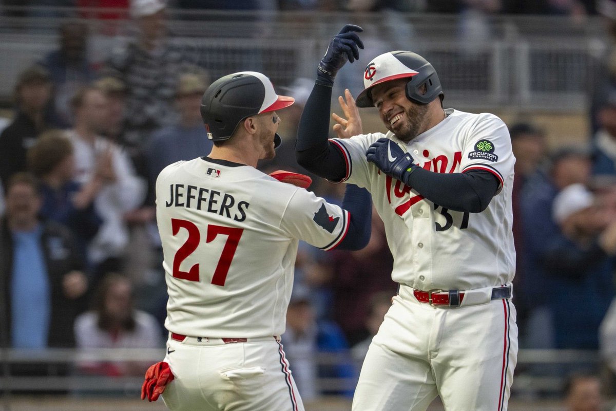 MatthewTaylorMN's tweet photo. Twins 13, Red Sox 6: This Team is Hot

My latest for @twinsdaily ⬇️ https://t.co/t82FyIWY1i
