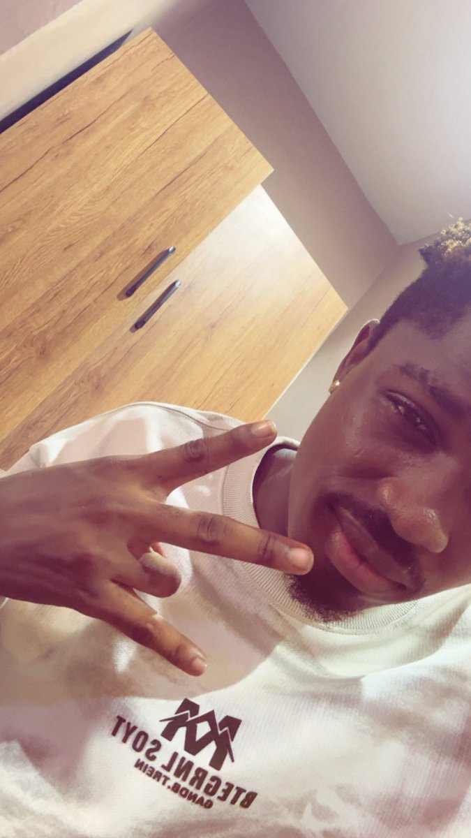 trustedsc0tt's tweet photo. That’s me, Trusted Scott
Little kid with a crazy rap dream, probably gonna be hard but I’ll put the work cause it’s worth it, no alot of people believe in this rap thing but to the few who does, love yall 🫶 
I can be the greatest artist my generation ever seen, give me time https://t.co/OF08OuhJeF