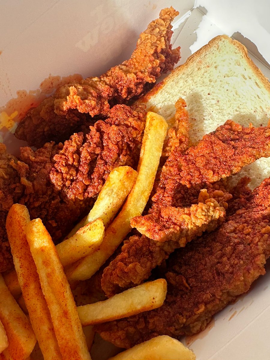 ash ☆ pi tweet media