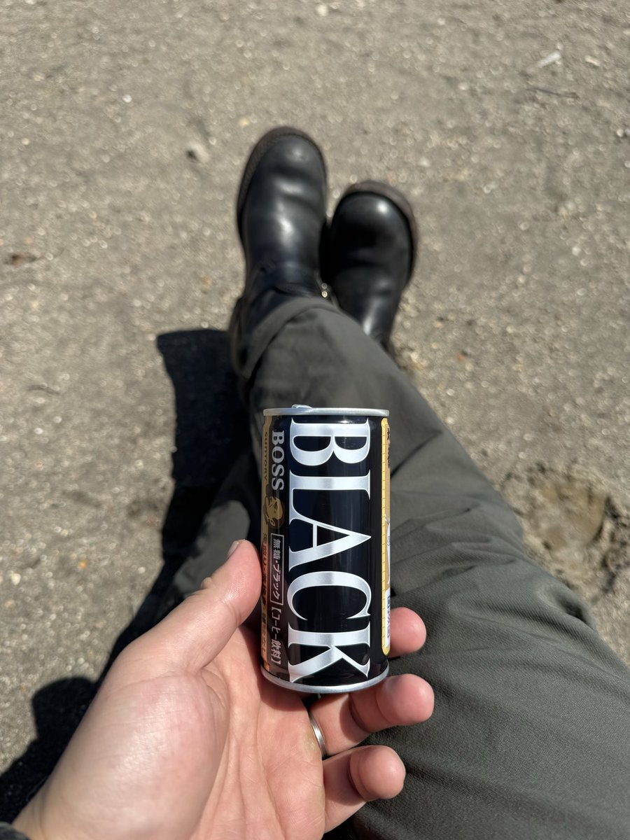 EM-FOUR16@CAMP tweet media