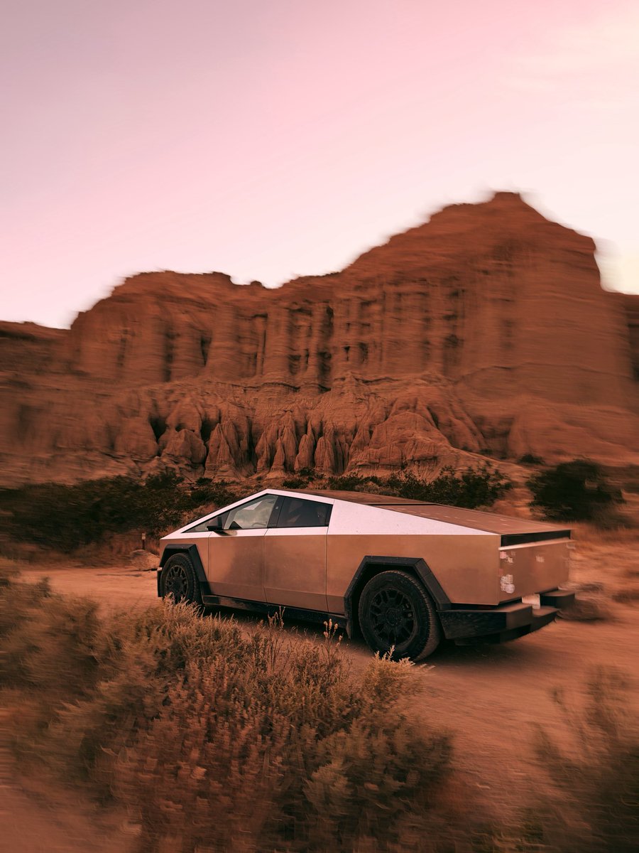 Viv 🪩 tweet media