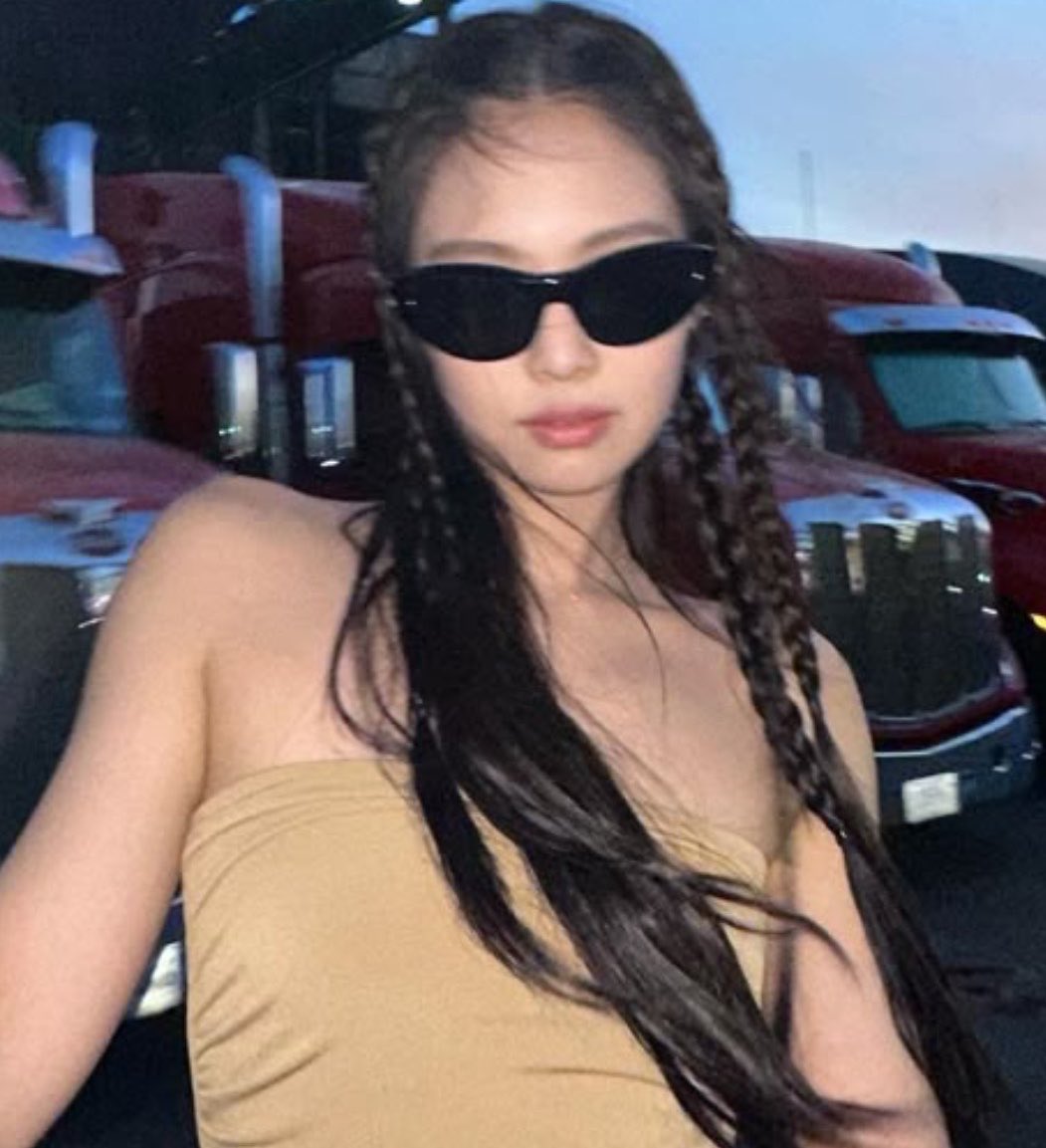 SAGE⛧･🧛🏻‍♀️ tweet media