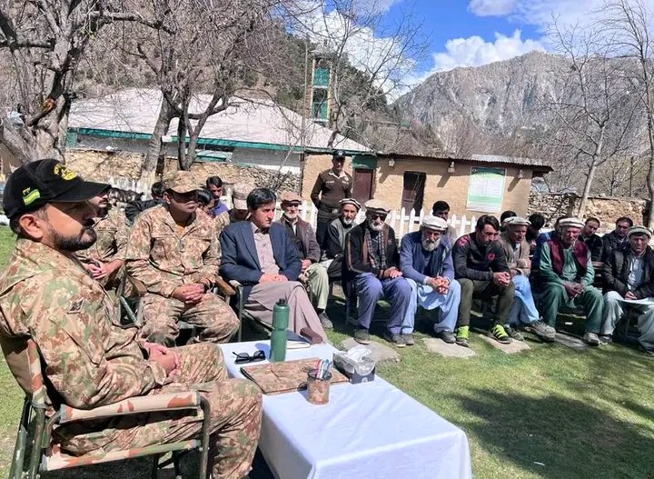 KVDAOfficial's tweet image. DG SPKVDA, under the guidance of the Secretary Tourism, chaired a high-level coordination meeting with Army officials, community leaders, and stakeholders to ensure smooth tourist management and effective arrangements for the upcoming Joshi Festival. #Joshi #Kalash @CSKPOfficial