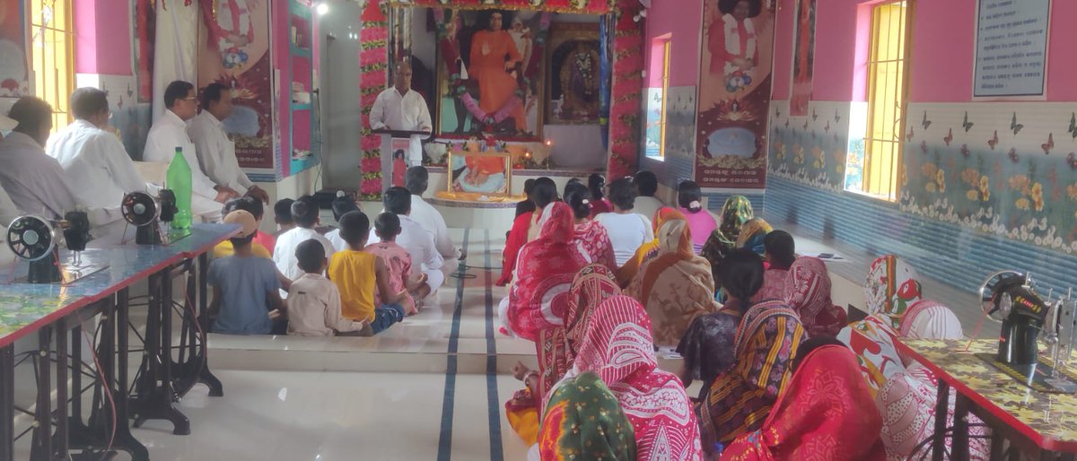 sathyasaiodisha's tweet photo. Loving Sairam..
With the Divine Blessings of Bhagawan Sri Sathya Sai Baba, a Sadhana Shibir Programme was successfully organized at Barapur Samithi, under Sai District Bhadrak–2, on 05.04.2026.
#SamithiLevel
#SadhanaShibir
#Bhadrak2
-Media Team https://t.co/pl3JEDR79N