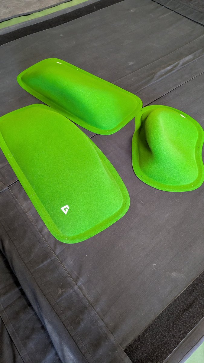 FrictionFreaks's tweet photo. ちょっとだけホールド買いました。
今週のルーフセットでさっそく使ってみます。 https://t.co/gH6eN50o6r
