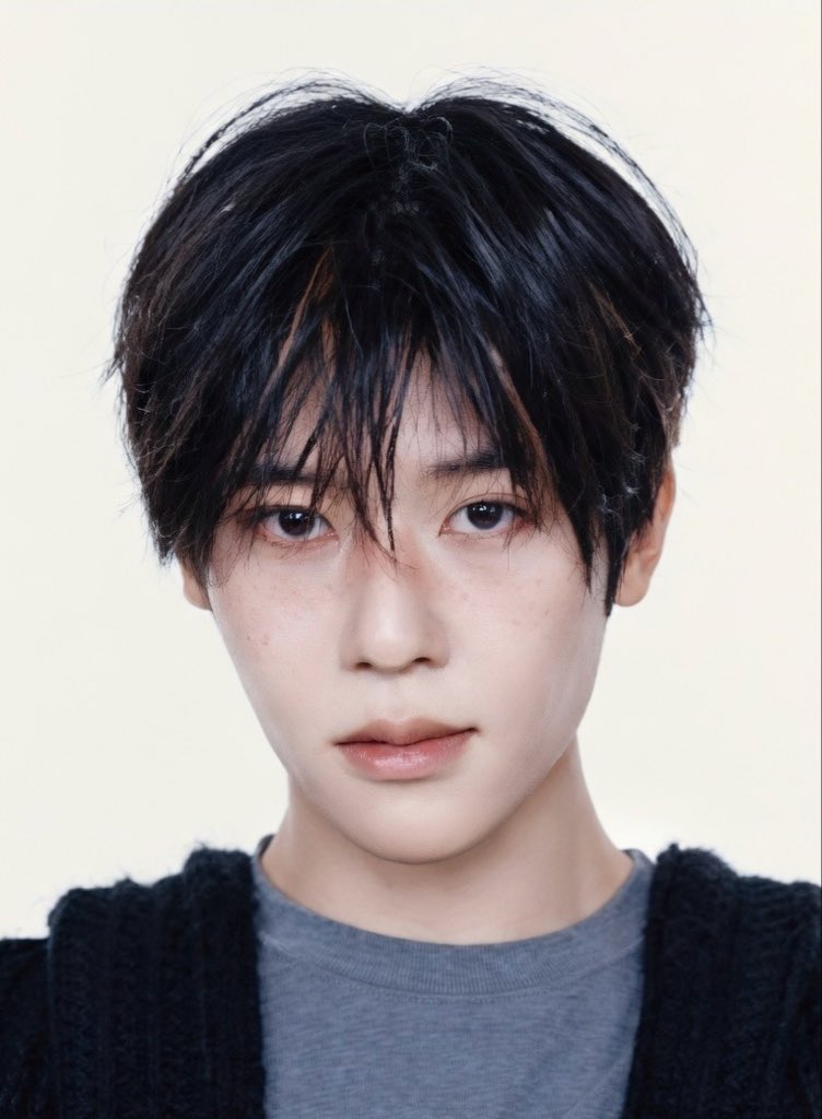 sion pics tweet media