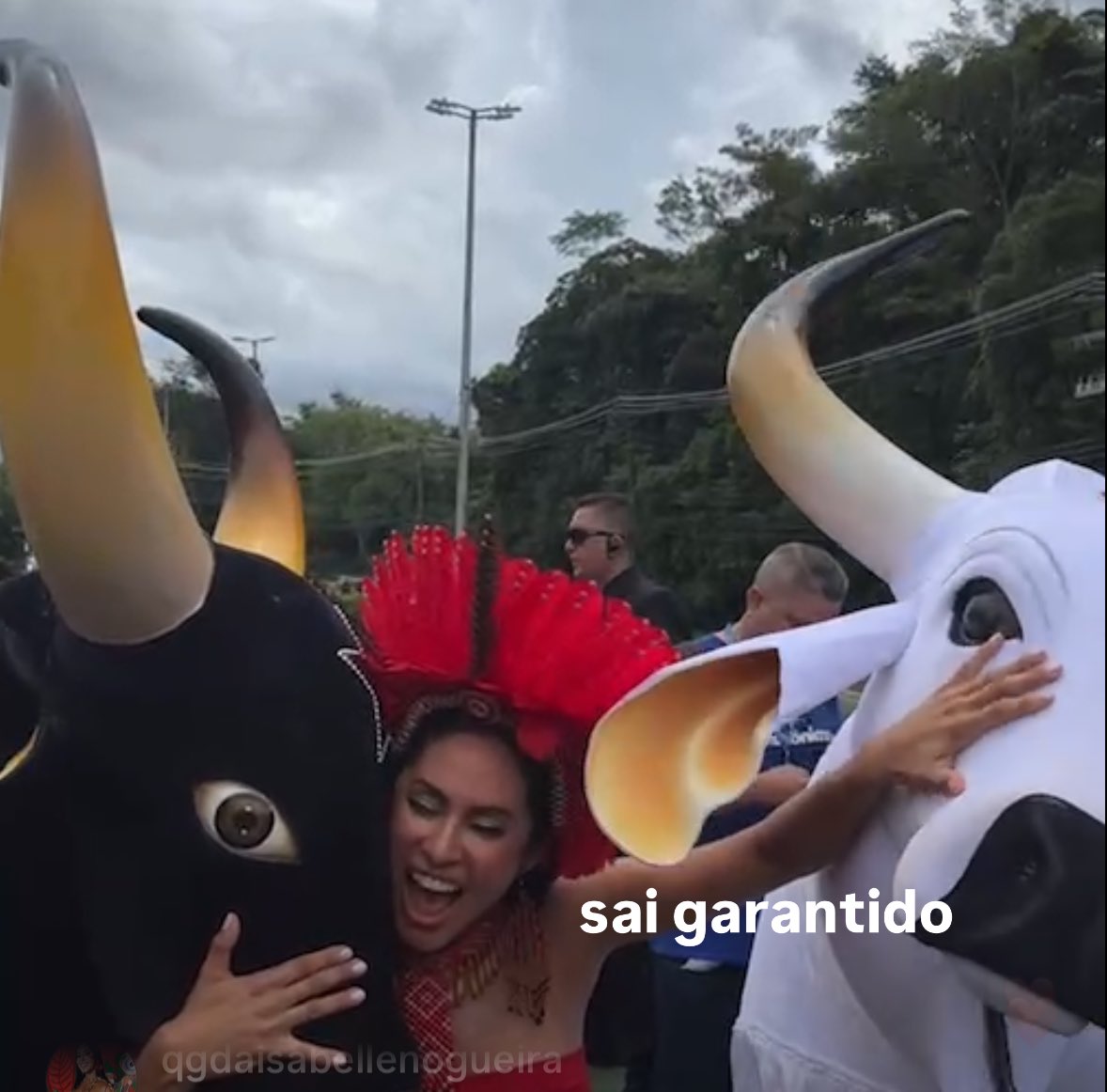 gabizinha ⭐ tweet media