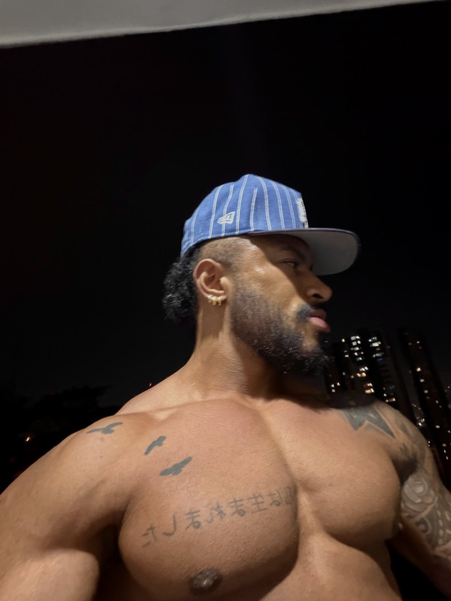 Clark_strong 🍑🍑🍑 tweet media