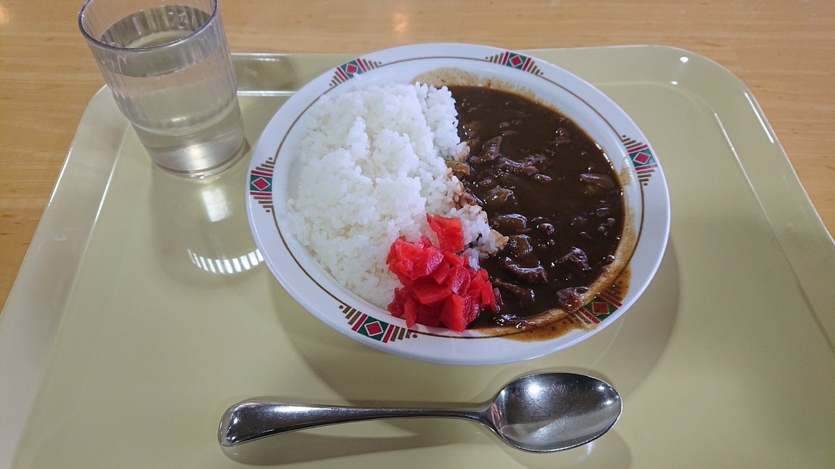 daisyarin20021's tweet image. いろは坂を降りて霧降高原道路へ。
霧が凄かった。
大笹牧場でお昼のビーフカレー🍛
カツカレー無くなっちゃたのかな？

#CB1000SF  #SC30