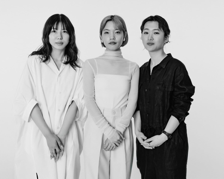 FASHION HEADLINE tweet media