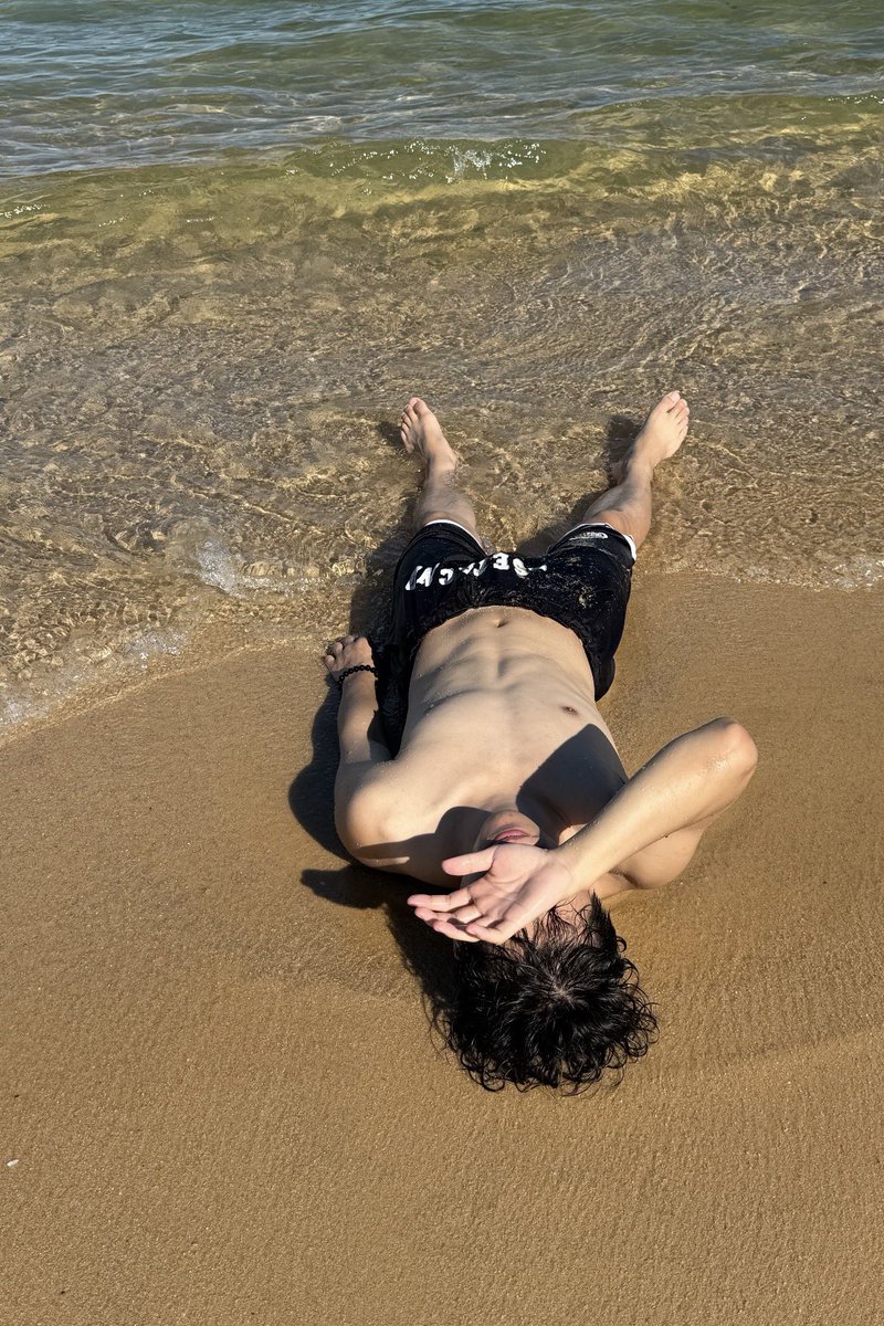 a夜场顶级男模 tweet media