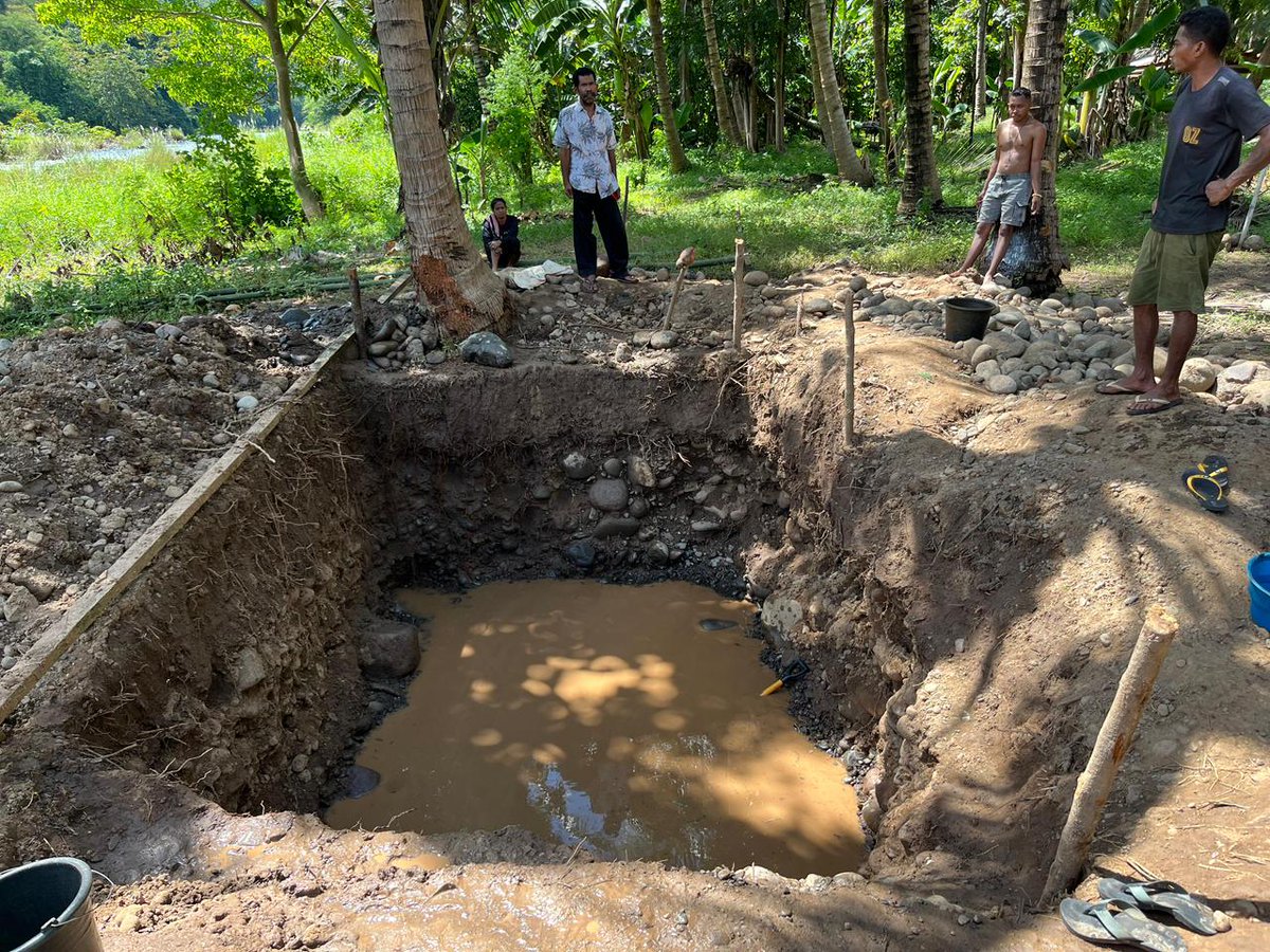 Kodam9Udayana's tweet image. Akselerasi Jembatan Garuda di Talibura, Gotong Royong TNI dan Warga Jadi Kekuatan Utama

#JembatanGaruda #Kodim1603Sikka #TNIManunggal #GotongRoyong #PembangunanDesa