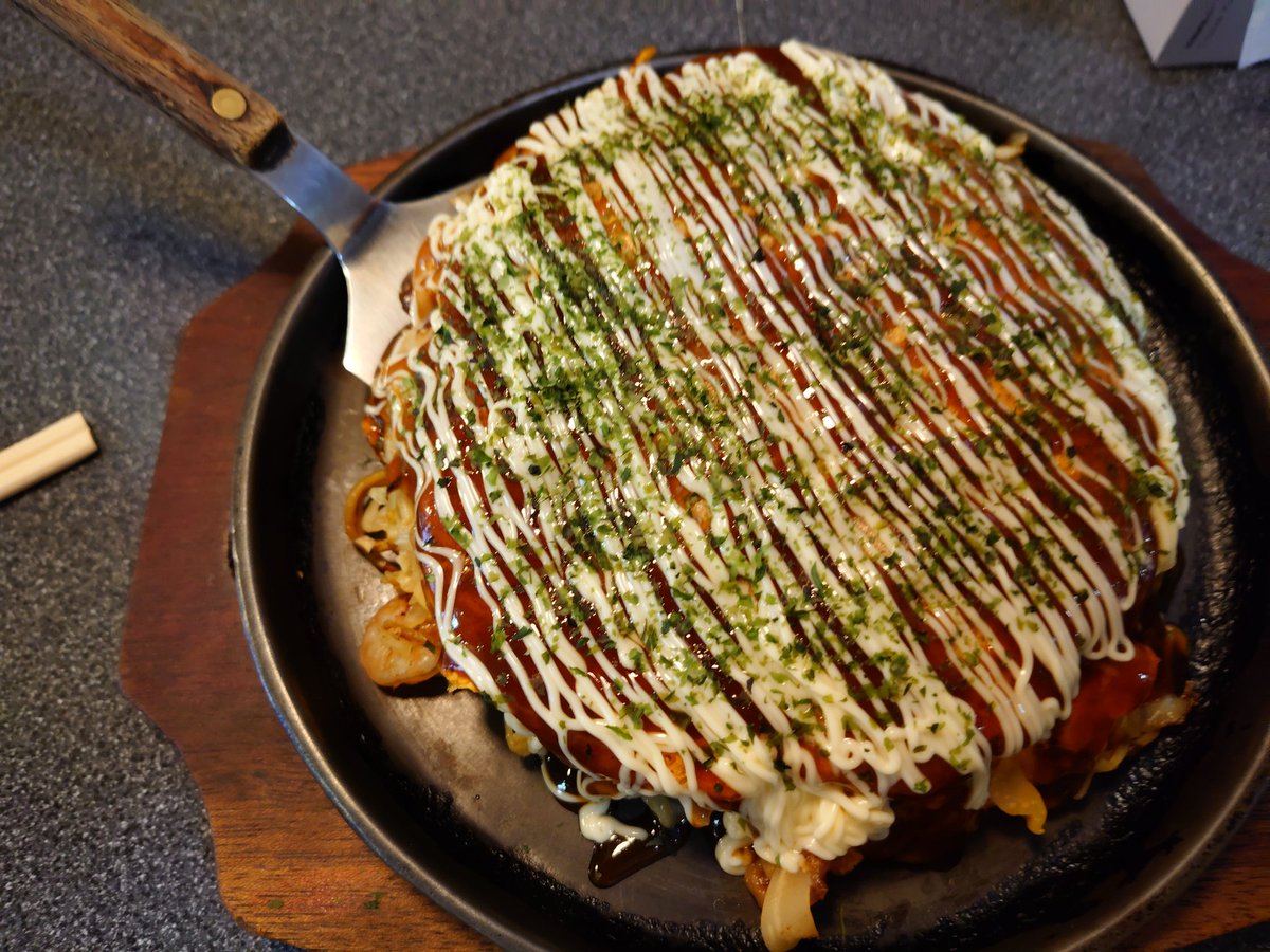 にやけどん tweet media