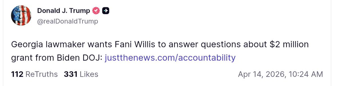 King Trump words tweet media