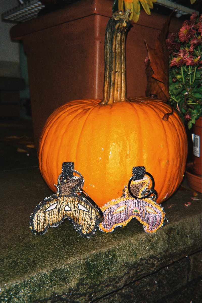 tober__'s tweet photo. TITLE: PUMPKIN PLUSHEE 🎃

Created: Oct 2025

Collaboration: TOBER Apparel × @x2256_ 

Materials: Orange and pink reclaimed fabric, embroidered detailing

Purpose: Pink pieces produced in October in support of Breast Cancer Awareness Month

Coordinates: 40.7589° N, 73.9851° W https://t.co/Dk8BOGMZ8J