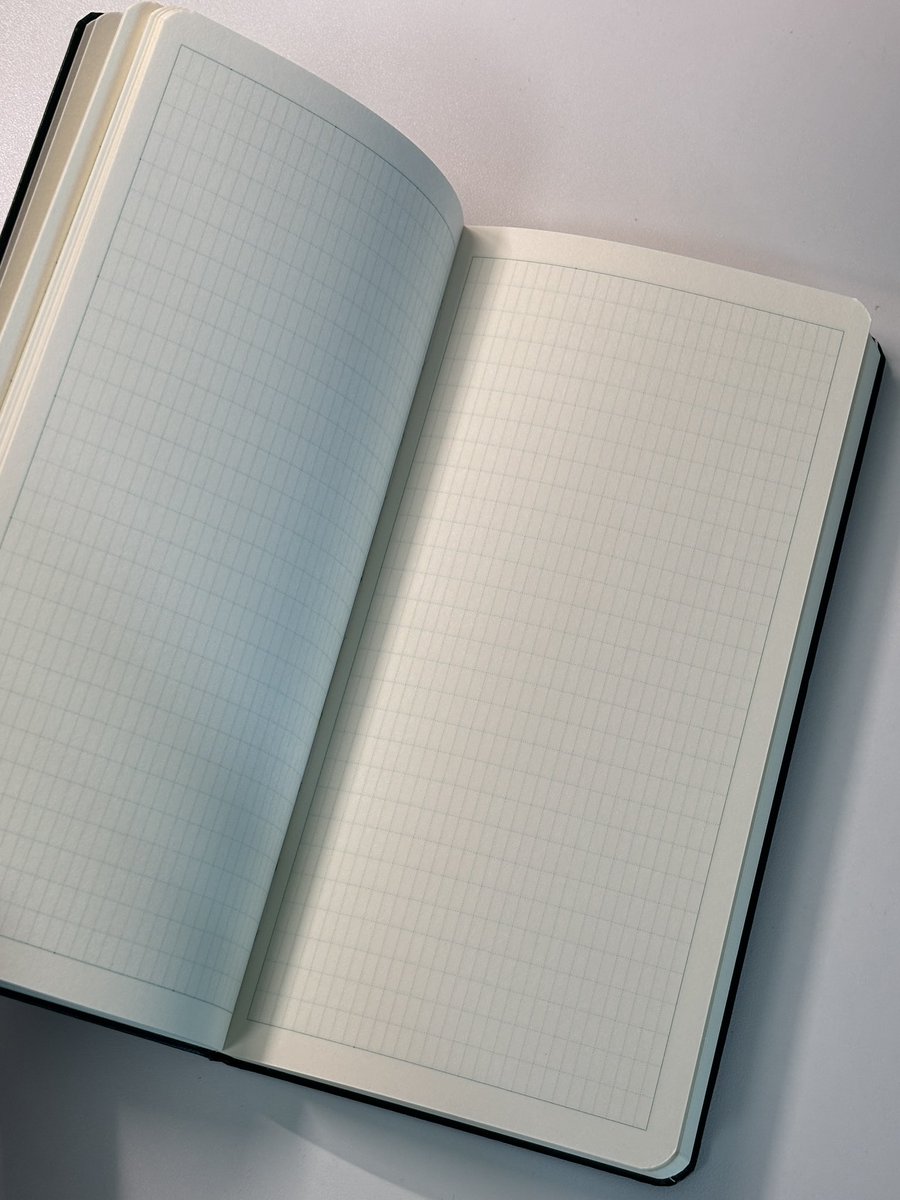 수지치치 tweet media