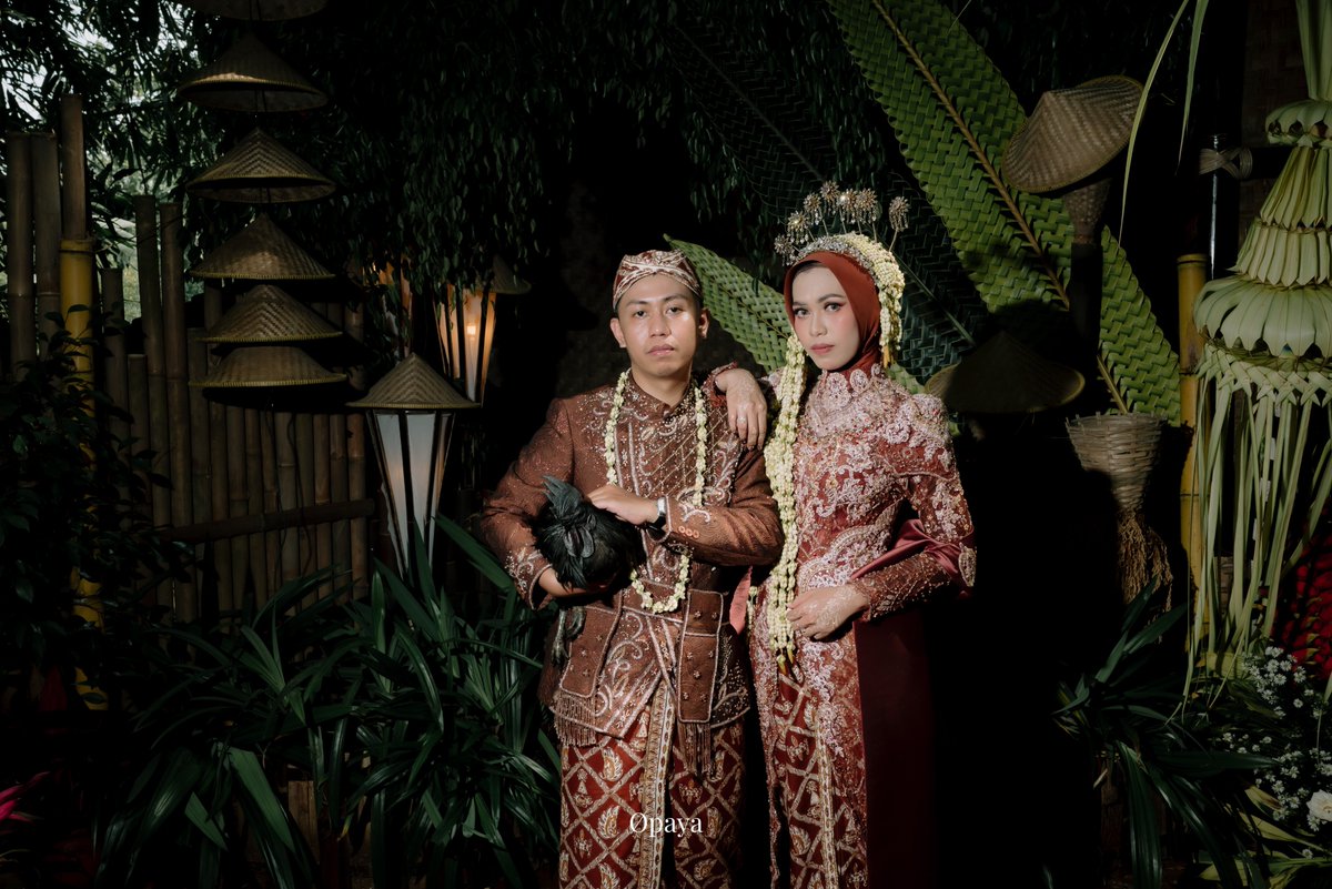 mmmruqi's tweet photo. DENGAN MAS KAWIN AYAM CEMANI DIBAYAR TUNAI https://t.co/pmH2tPMOEu