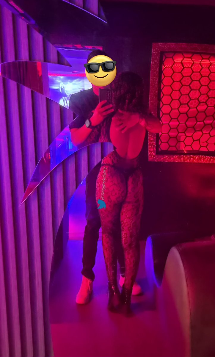 Zury y Axel tweet media