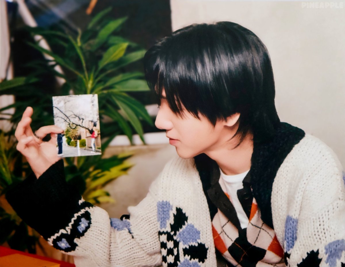 大队🇯🇵会刊vol.27，金钟云单人部分扫图【2】
乖小咪🥺
#예성 #YESUNG 
#艺声 #イェソン