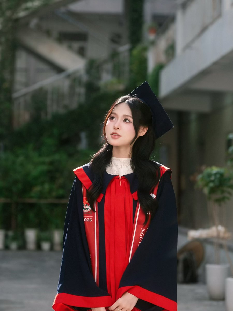 hazee.1809 tweet media