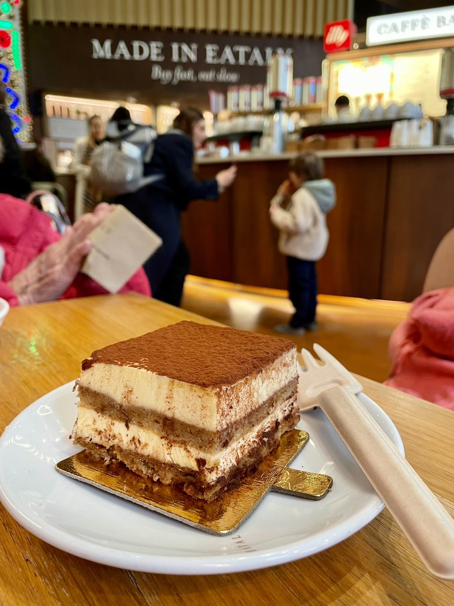MinGreenwich's tweet photo. 11 Apr 2024 - We’re excited to discover Eaterly which is a stone’s throw from the market, hurried to taste their tiramisu &amp; croissant as dessert. I was impressed by its spacious dining area with a supermarket next to the cafe with biscuits, chocolates, baked goods &amp; canned foods https://t.co/vfY6GMgLRZ