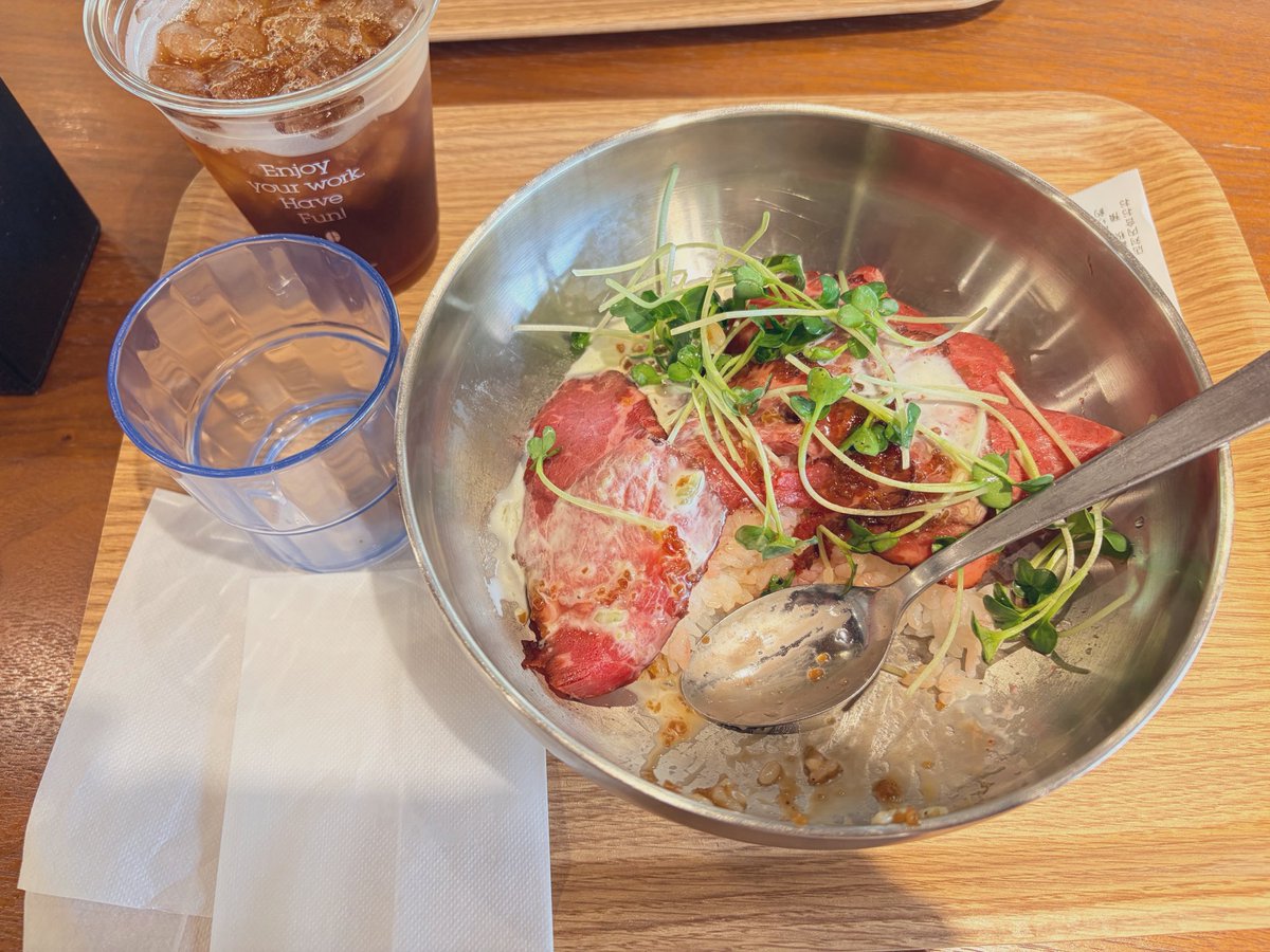 sansoooooooooo's tweet photo. 学内カフェの飯オシャレだったのに食う前に撮り忘れて終わった https://t.co/mxcw6sqi0c