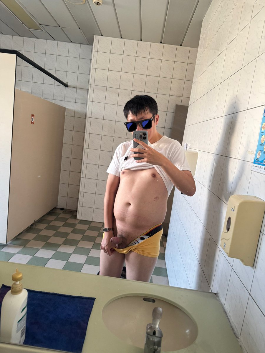 m0123954's tweet photo. 好胖(´･ω･`) https://t.co/UIMDS7Q6Za