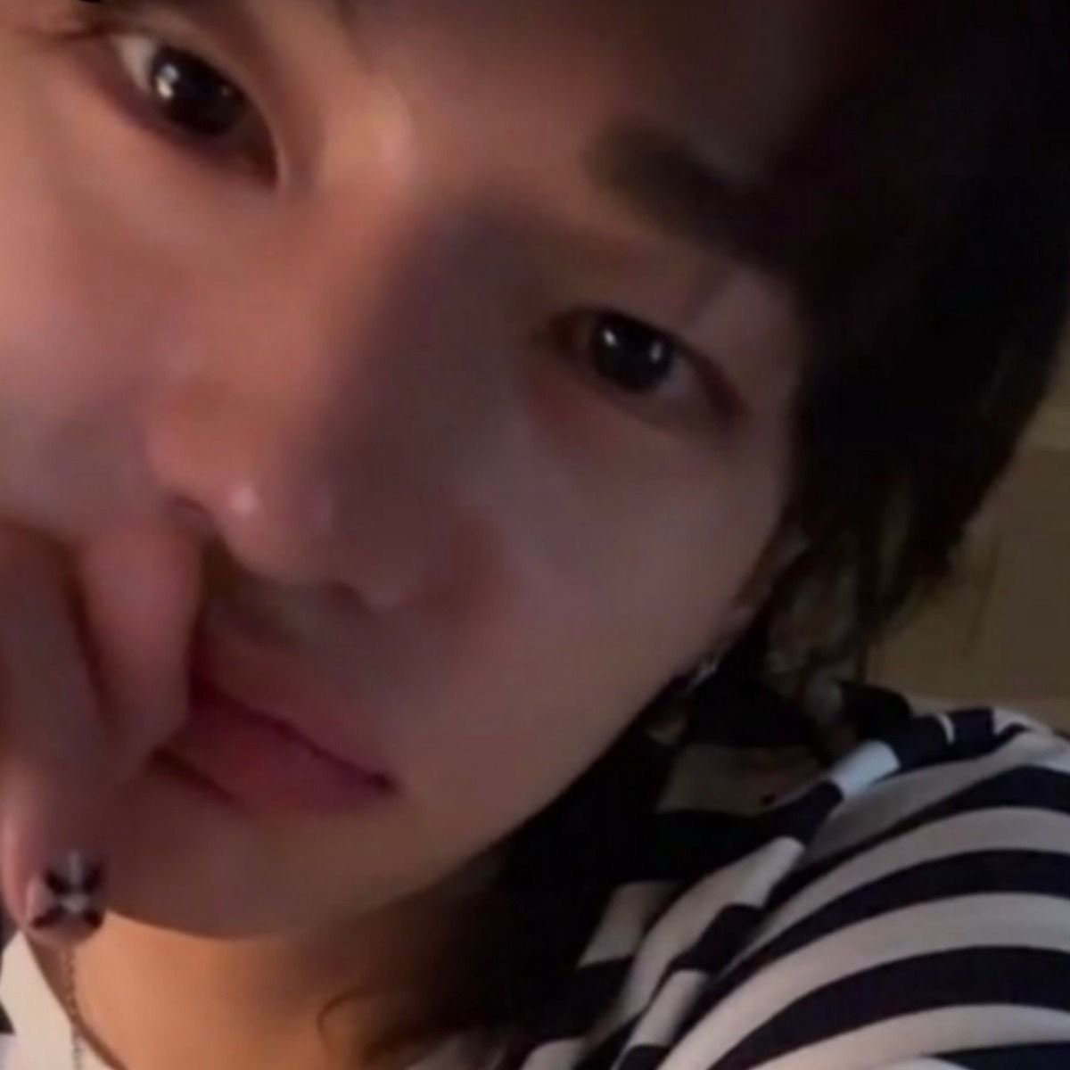 vali˚࿔ vera a los hyunho tweet media