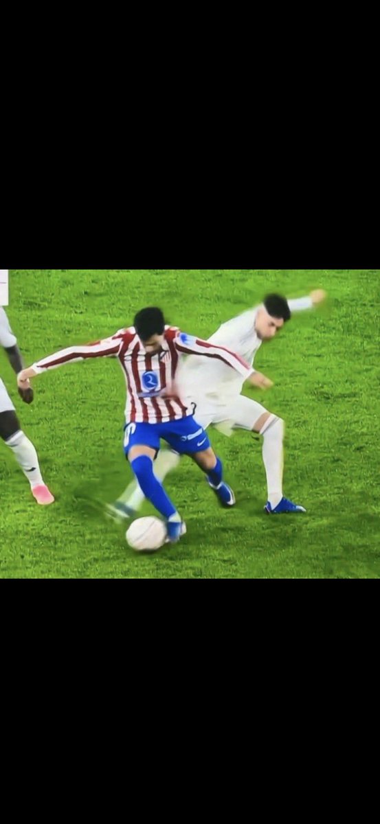 ChrisLDU tweet media