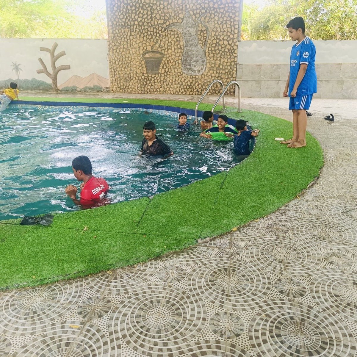 مدرسة عبدالله بن مسعود /سمائل tweet media