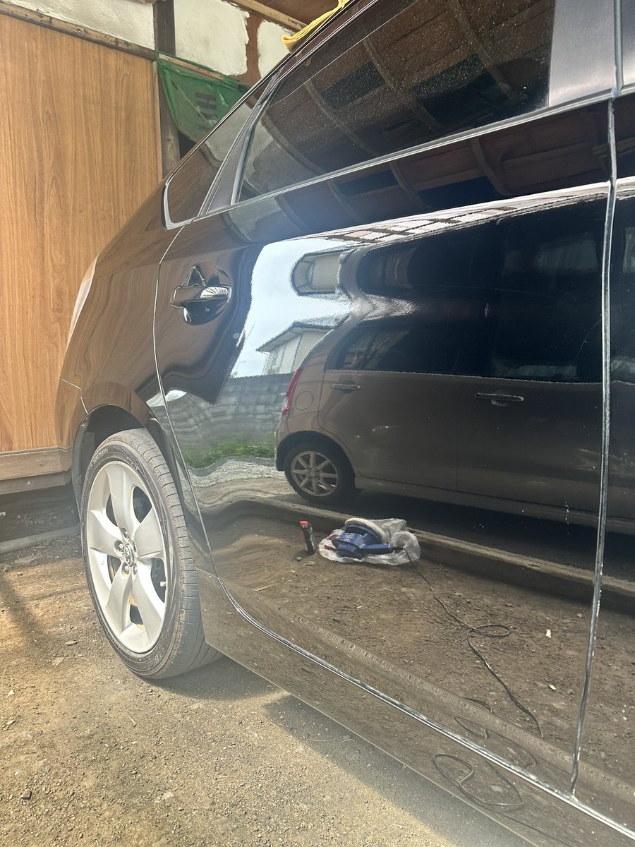 BouncerAts tweet media