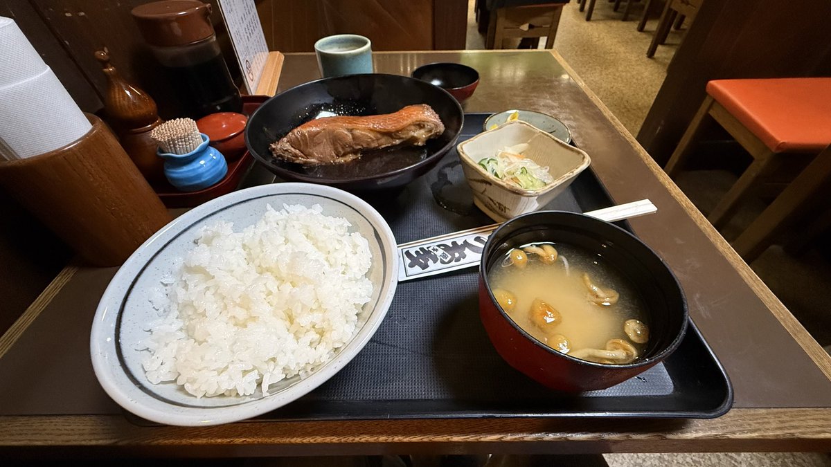 うお多の煮魚定食はキンメ。安定の美味さ👍