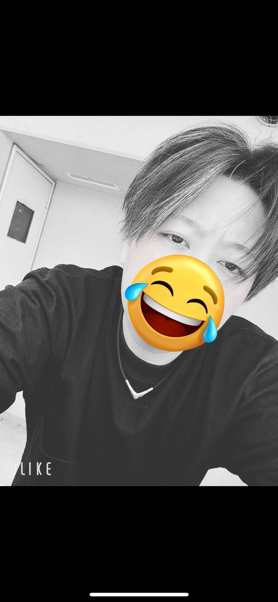 とー tweet media