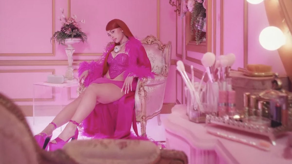 Pop Crave tweet media