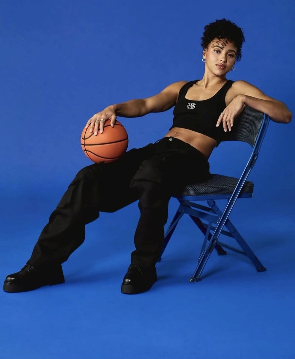 AthletesHoneys's tweet image. Azzi Fudd #honeyswhohoop